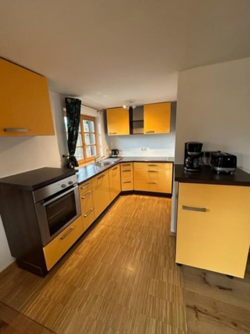 Charmante Farbenfrohe Wohnung Fuer Zwei Fischbachau Kültér fotó